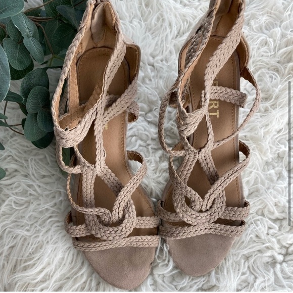 Braided Heels - Picture 3 of 7